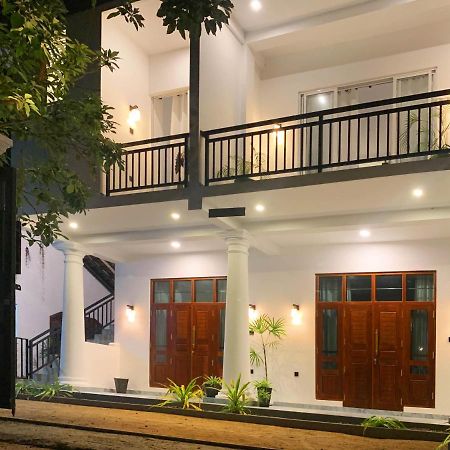 Golden Wave Otel Ahangama Dış mekan fotoğraf