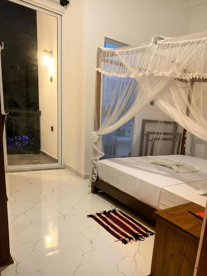 Golden Wave Otel Ahangama Dış mekan fotoğraf