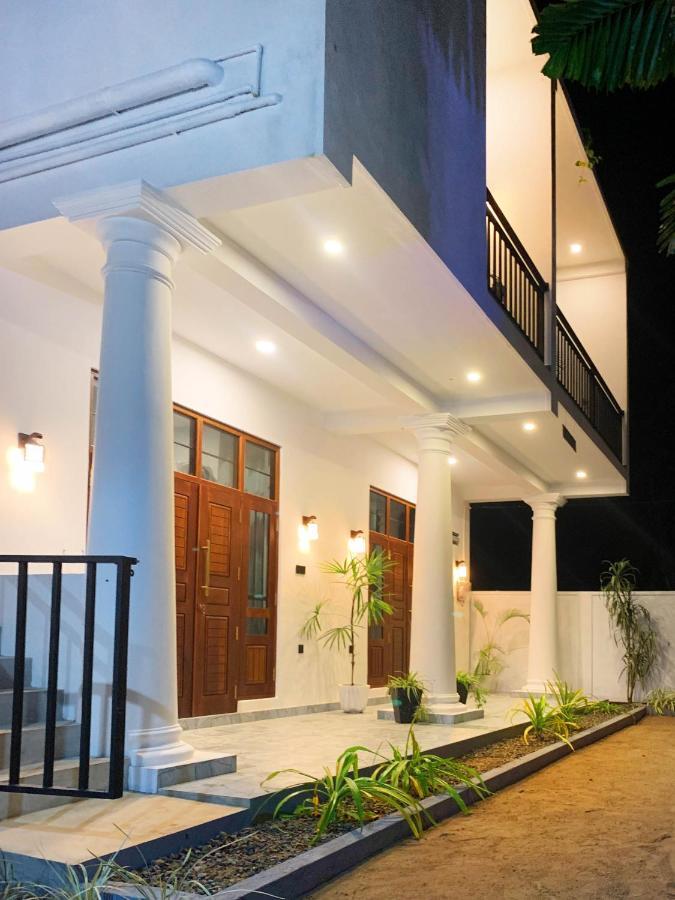 Golden Wave Otel Ahangama Dış mekan fotoğraf