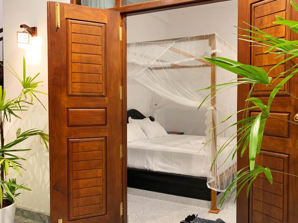 Golden Wave Otel Ahangama Dış mekan fotoğraf